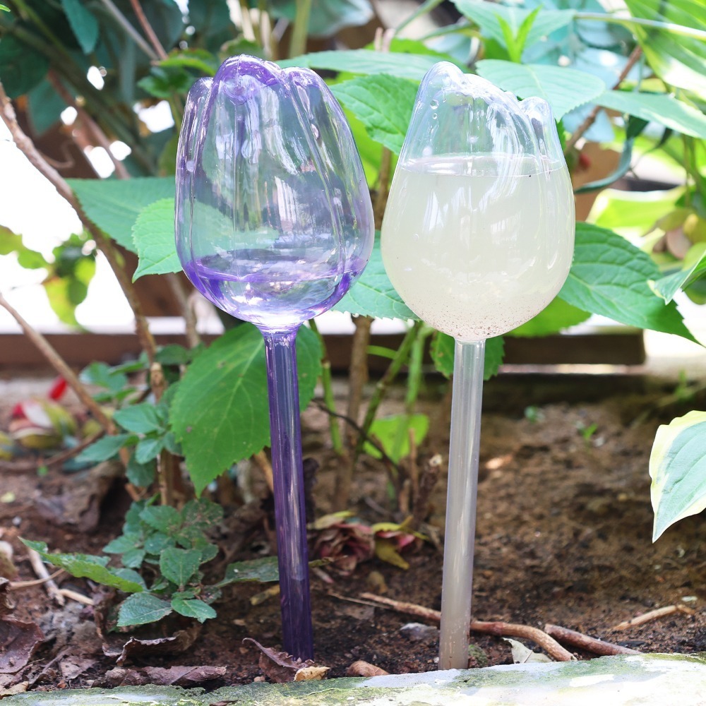 อุปกรณ์รดน้ำต้นไม้แบบหยดน้ำอัต - Self Watering Insert บทวิจารณ์และราคา